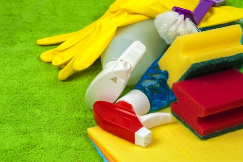 Stain removal and deep carpet cleaning process in Shacklewell